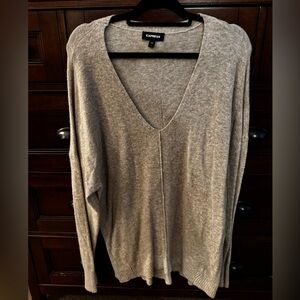 Express women’s V-neck tunic sweater size large TAUPE